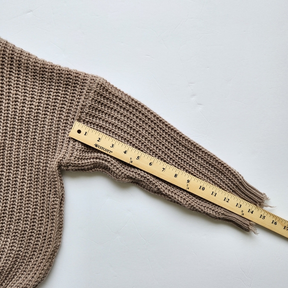Pink Lily Distressed Frayed Sweater Taupe Long Sleeves Cute Soft Cozy Medium - Picture 15 of 16